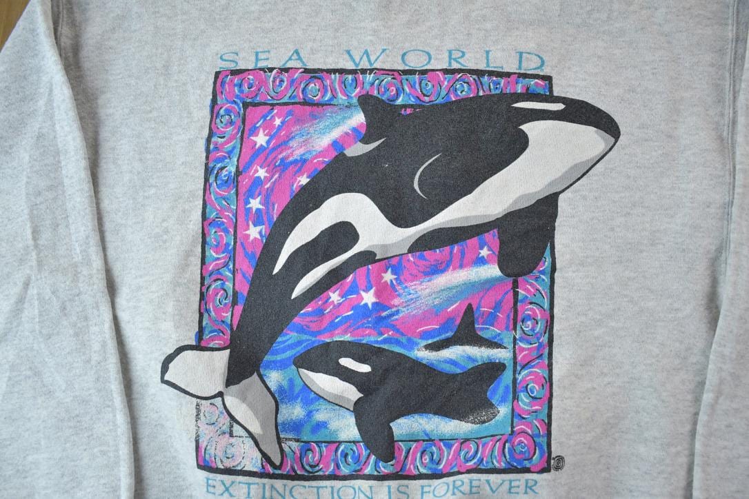 Vintage 1990s Sea World Orca Crewneck Sweatshirt
