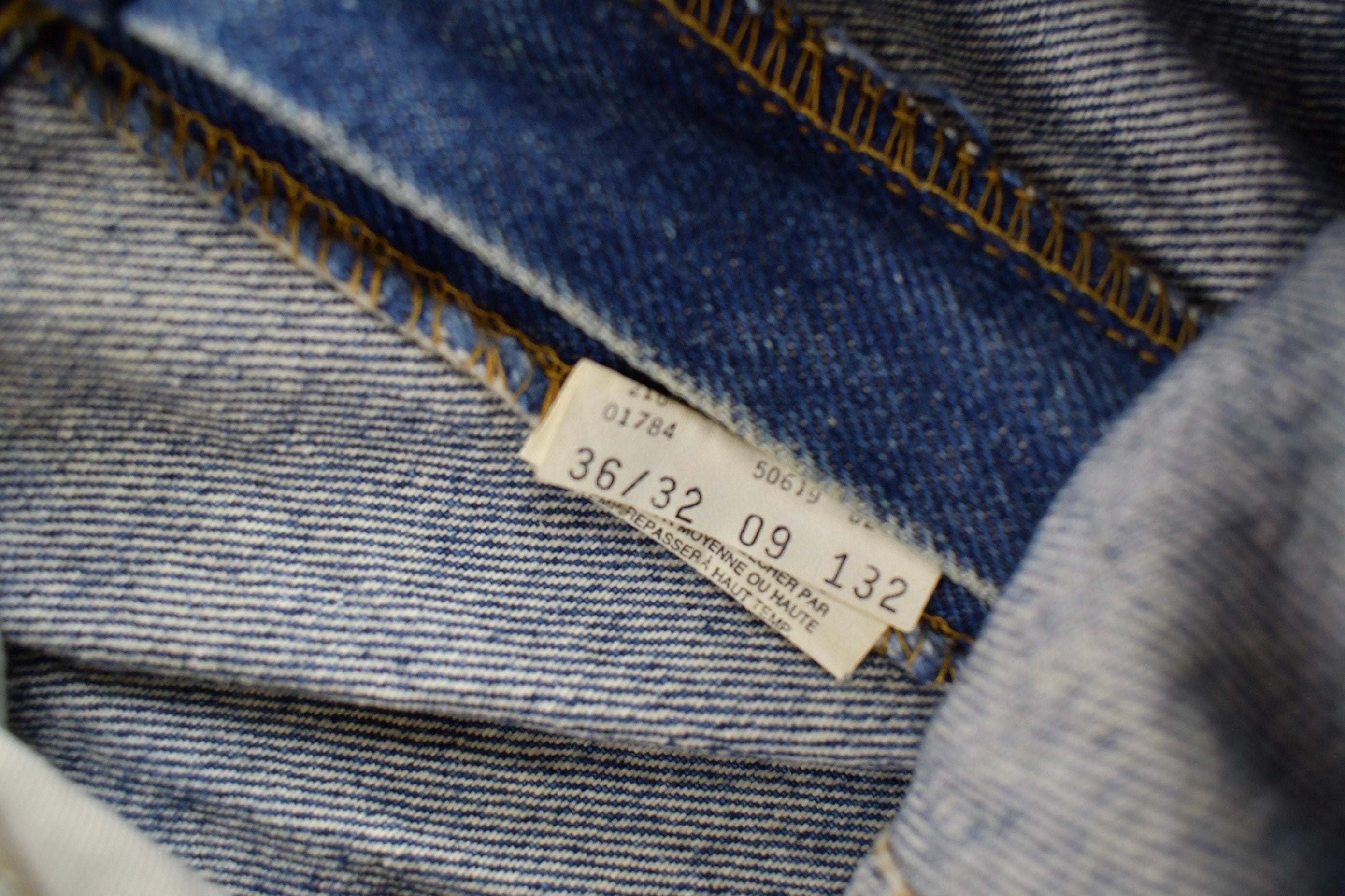 Vintage 1990s Levi's 619 Jeans Size 36x32