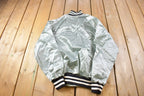 Vintage 1980s John D. Roba And Associates The Spirt Of Success Satin Bomber Snap Button Silver Jacket