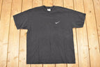 Vintage 1990s Nike Embroidered Swoosh Souvenir T-Shirt Men's L