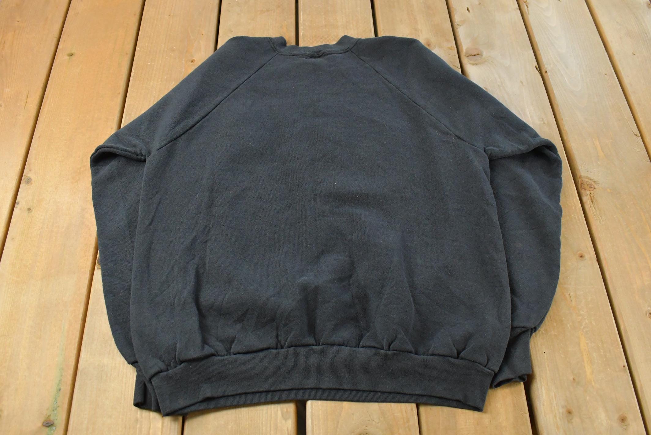 Vintage 1990s New London Spicer Wildcats Collegiate Crewneck Sweatshirt Men's M / 90s Sweatshirt / Sportswear / Made in USA
