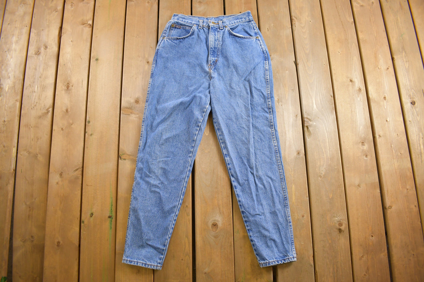 Vintage 1980's Chic Blue Jeans 27 x 28.5 / American Vintage / Streetwear Fashion / Vintage Pants / Made in USA / Tapered