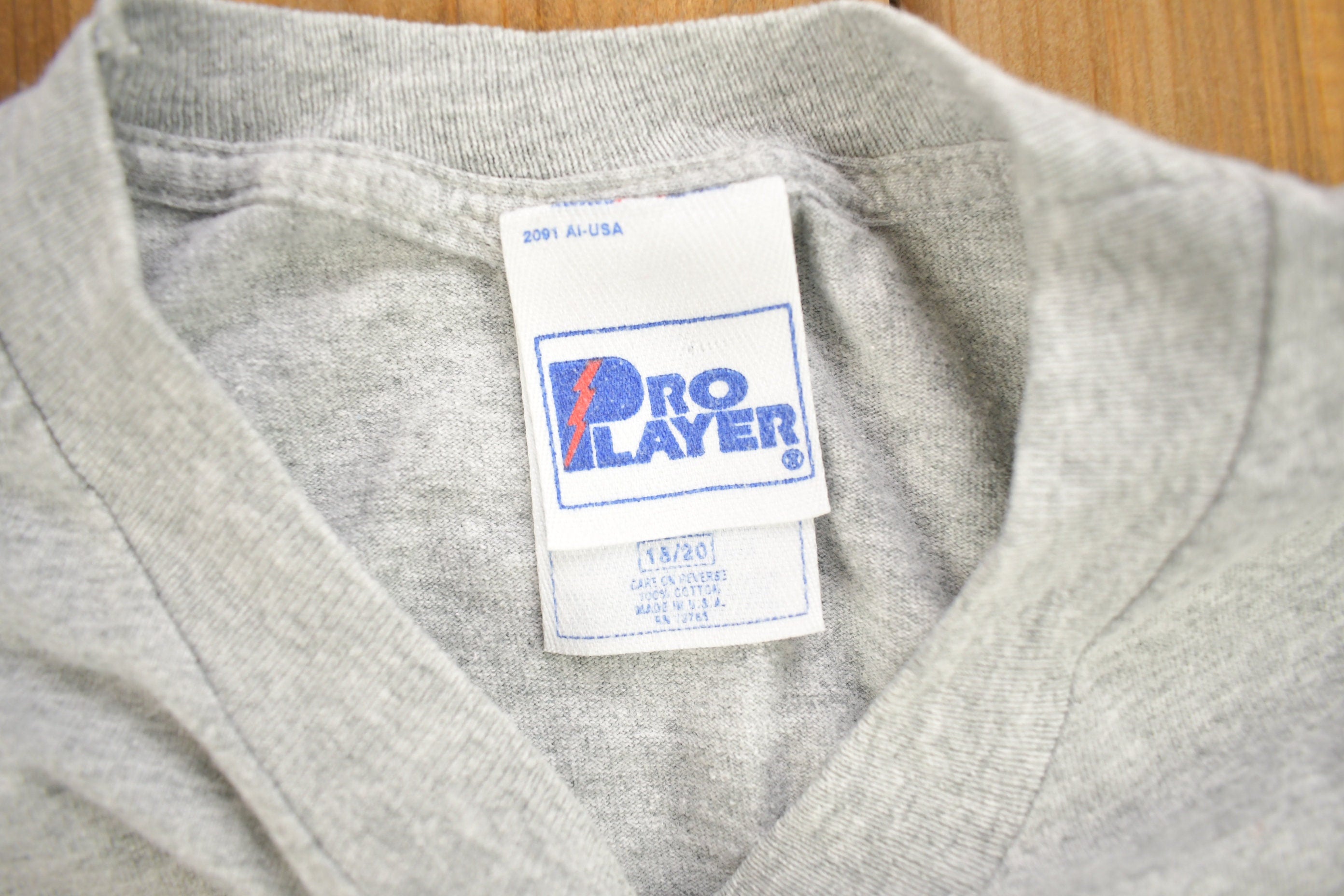 Vintage 1990s Denver Broncos NFL Pro Player Kids Size Graphic T-Shirt