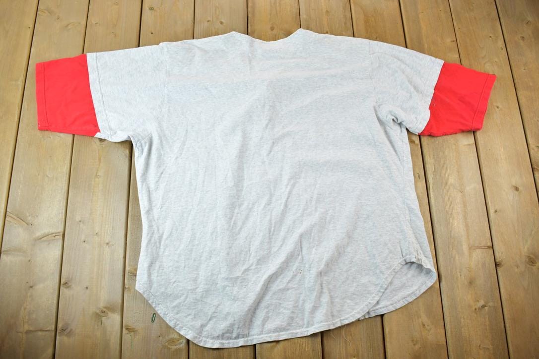 Vintage 1990s St Josephs Wildcats Baseball Style Signal Sports Button Up Souvenir Single Stitch Graphic Print T-Shirt Made In USA