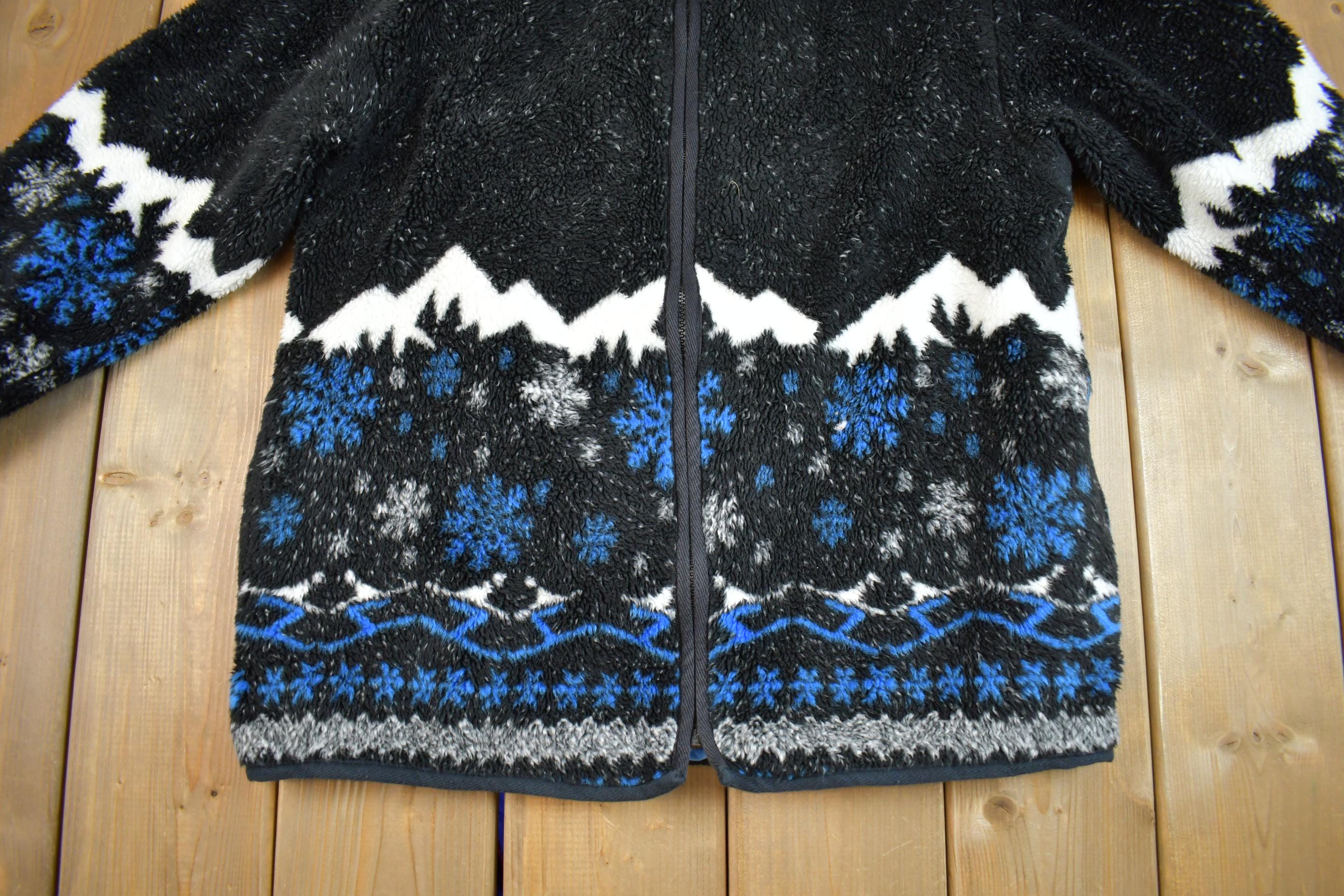 Vintage 1990s Reversible Snowy Mountain Theme Fleece Sweater