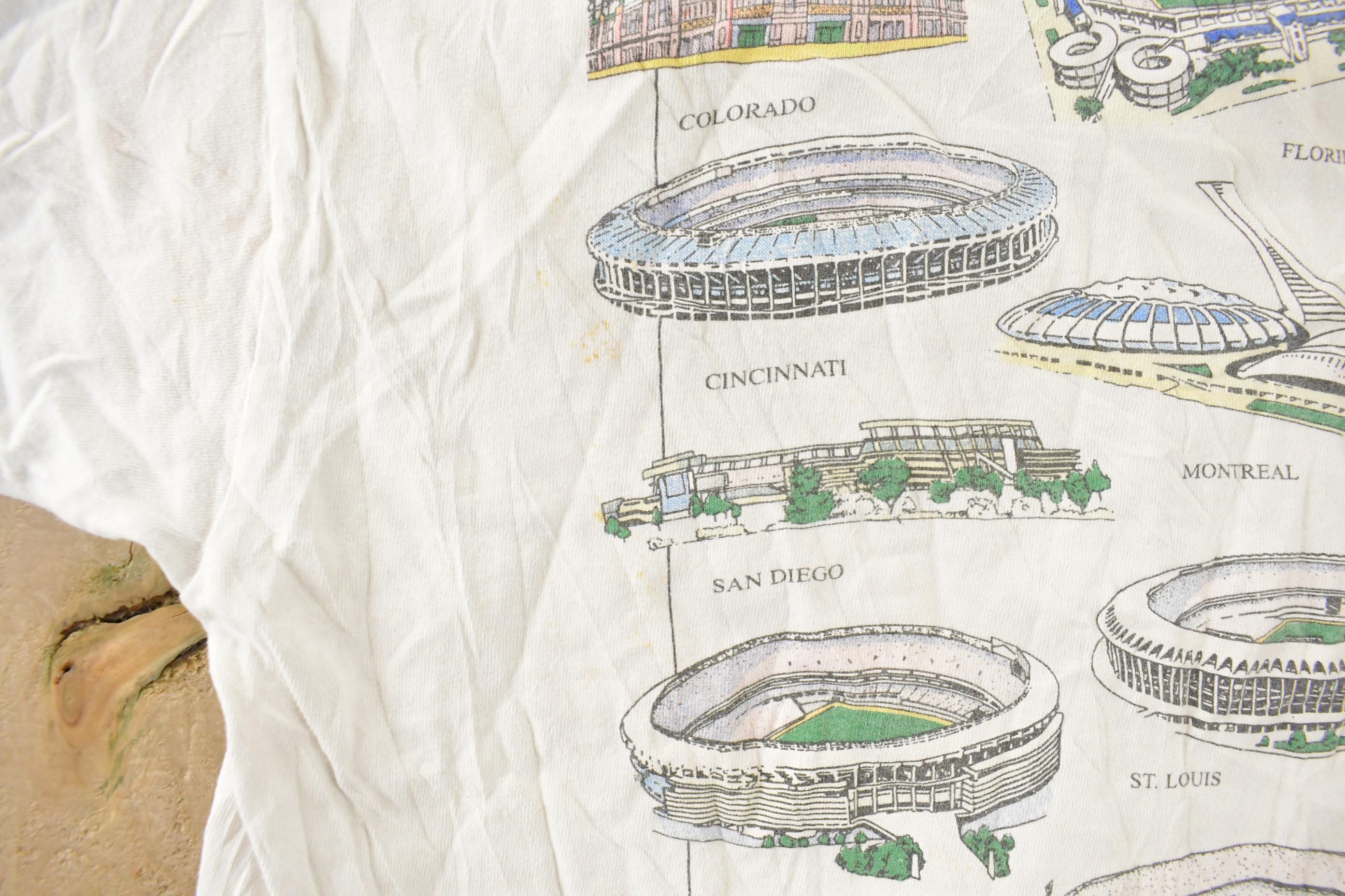 Vintage 1990s Fields Of Dreams American Baseball Ball Parks Graphic T Shirt Men's Large