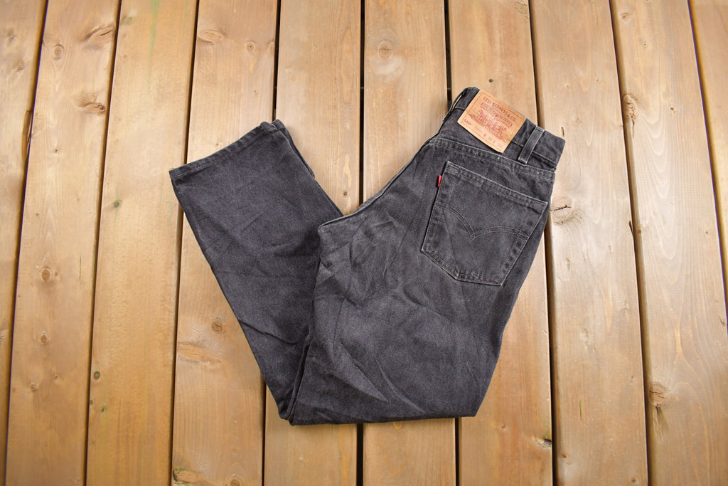 Vintage 1990s Levi's 550 Red Tab Denim Jeans Size 28 x 29