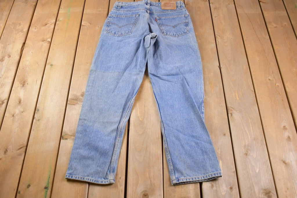 Vintage 1990s Levi 550 Red Tab Jeans Size 31 x 30