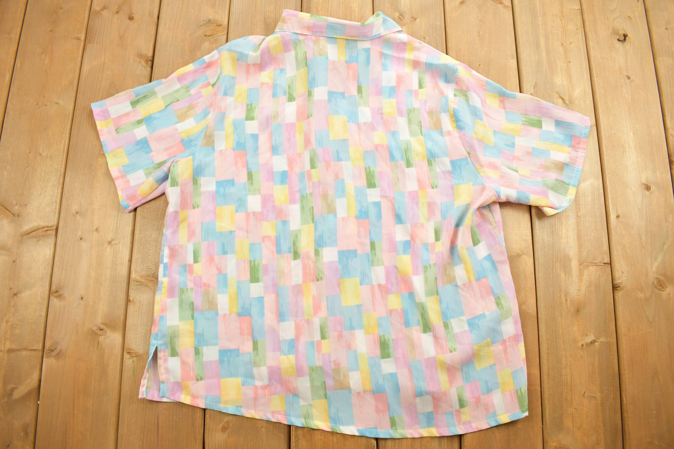 Vintage 1990s Bon Worth Abstract Button Up Shirt