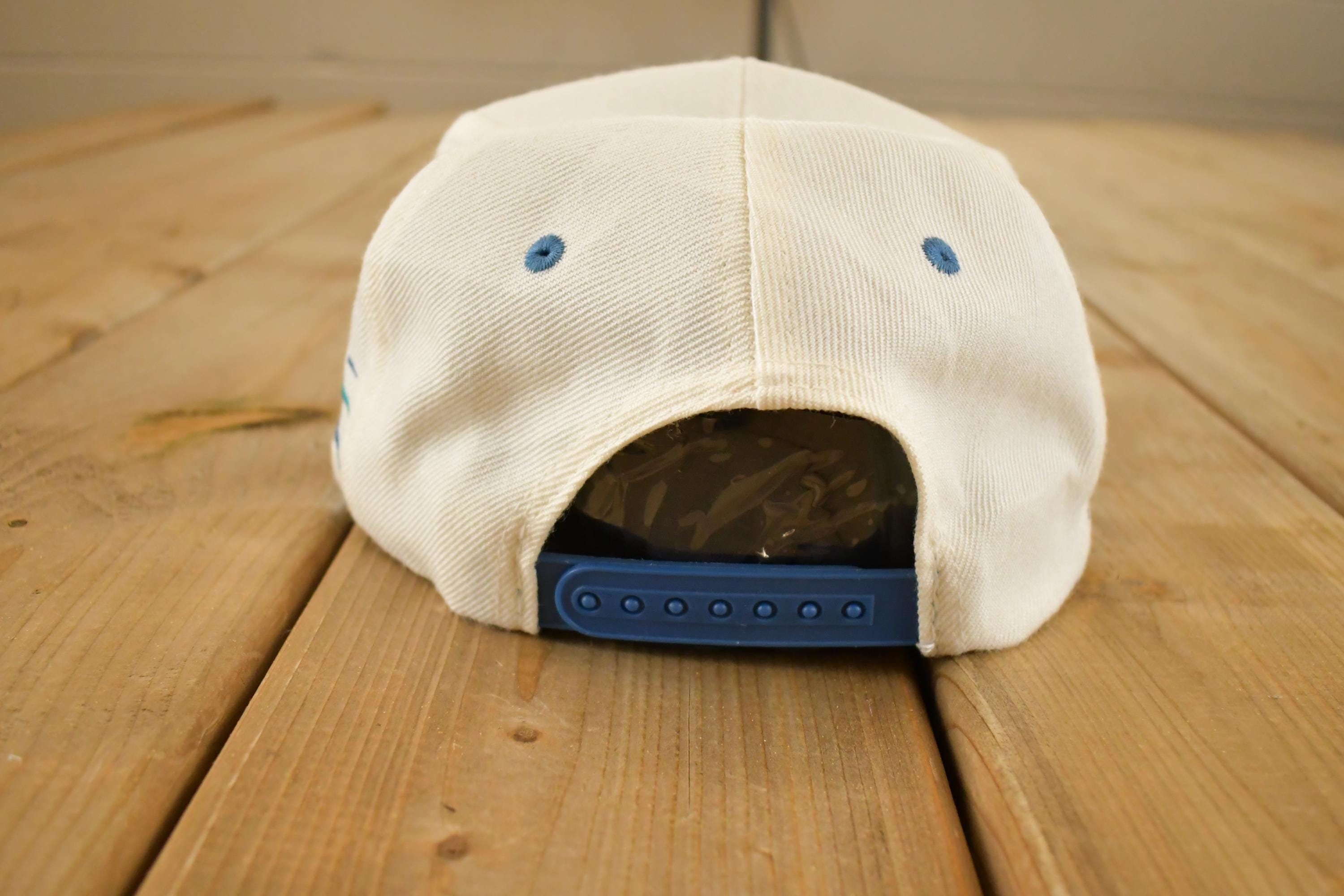 Vintage 1990s Minnesota Timberwolves NBA Diamond Cut Snapback Hat / 90's Logo Athletic Embroidered Basketball Shark Tooth Cap