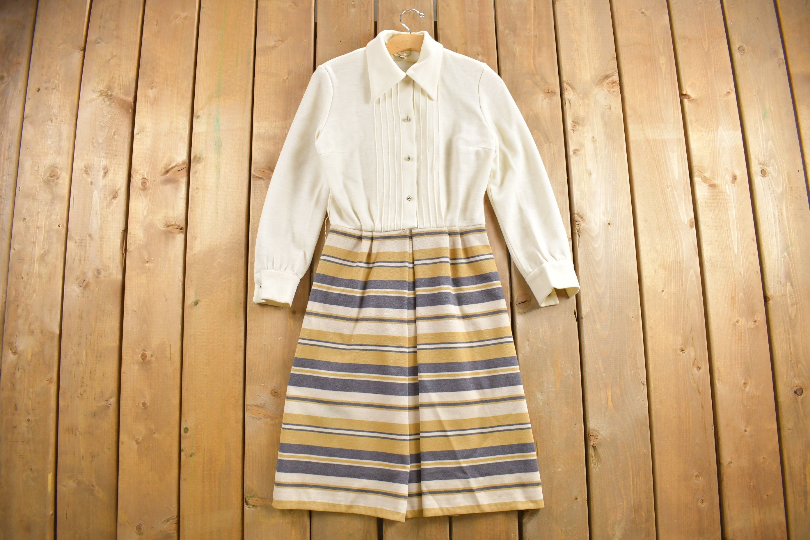 Vintage 1960s Damani Knits Dress  Collar  True Vintage  Retro Womenswear  Mod Fashion  Shirt Dress  Striped