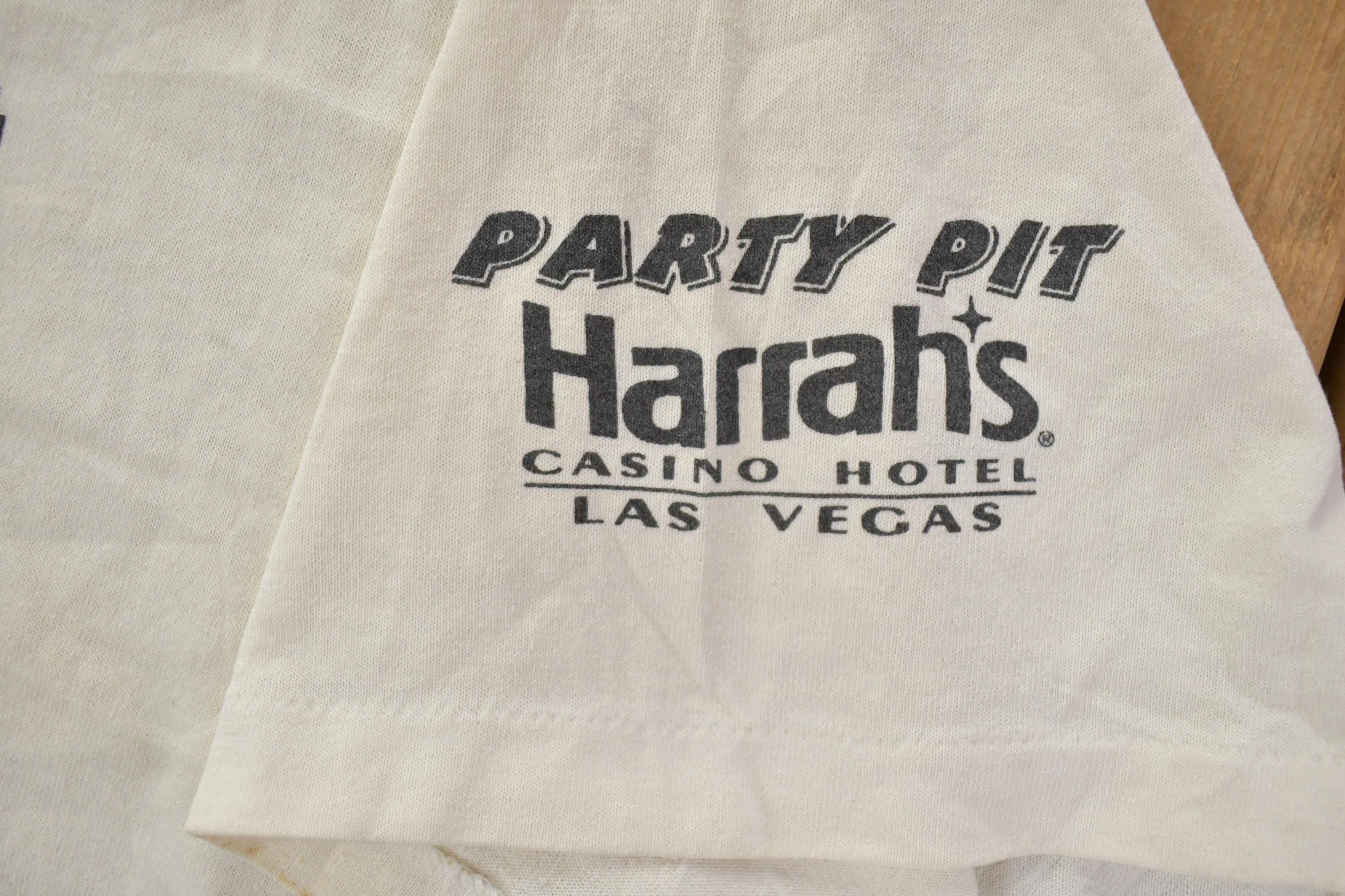 Vintage 1990s Harrahs Casino Las Vegas Souvenir T-Shirt