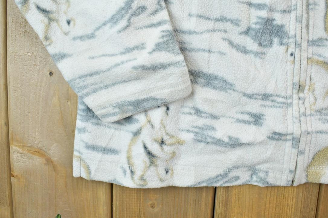 Vintage 1990s All Over Print Holiday Lodge Polar Bear Family Print Full Zip Fleece Sweater