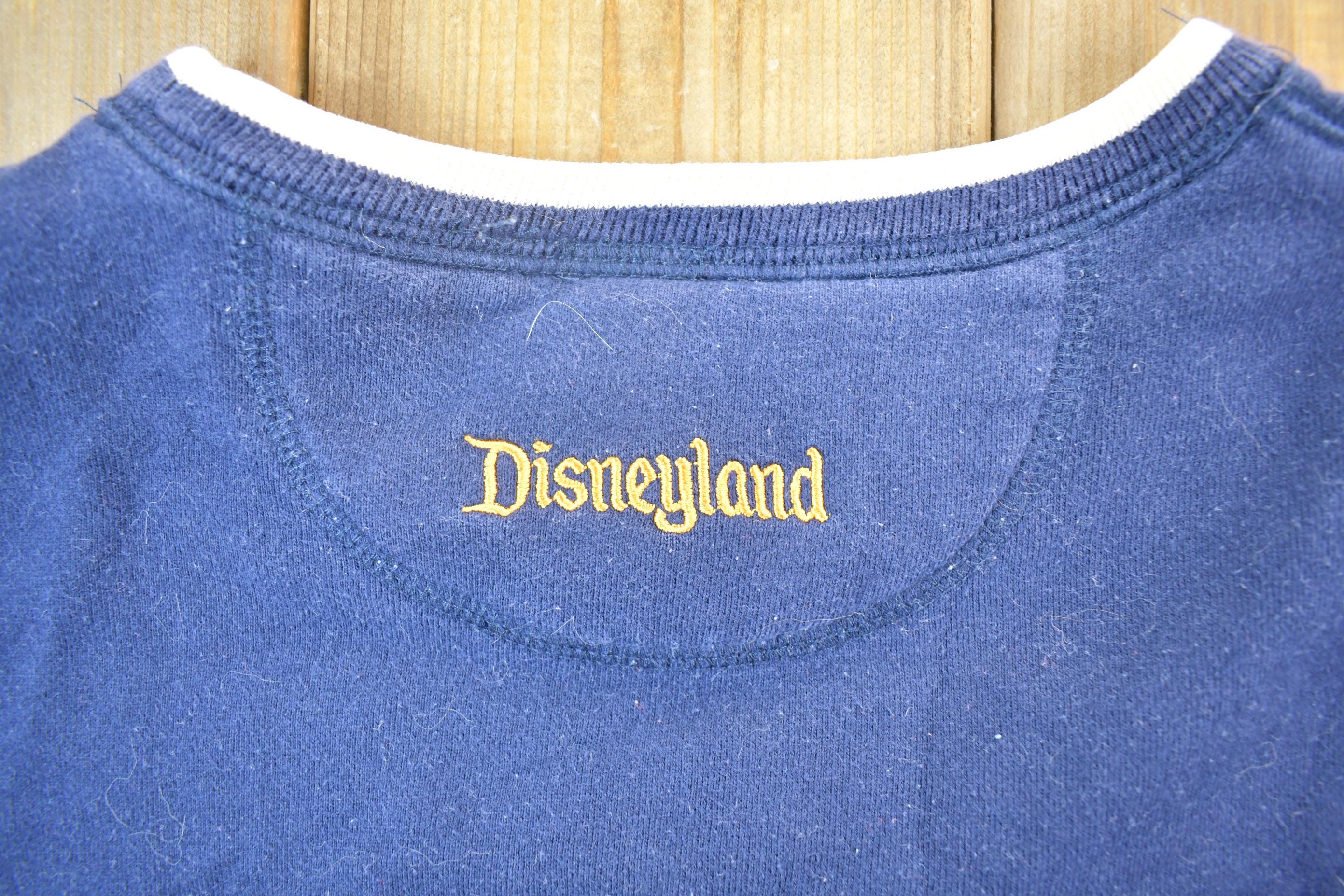 Vintage 1990s Tigger Pooh Bear Disneyland Crewneck