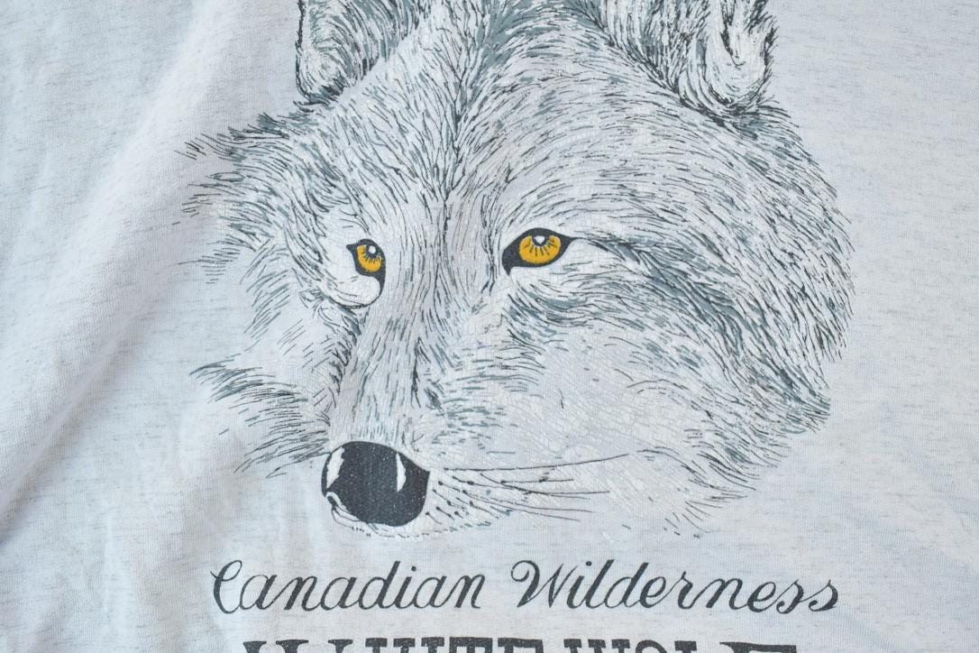 Vintage 1990s Canadian Wilderness White Wolf Outdoorsman Crewneck Sweatshirt