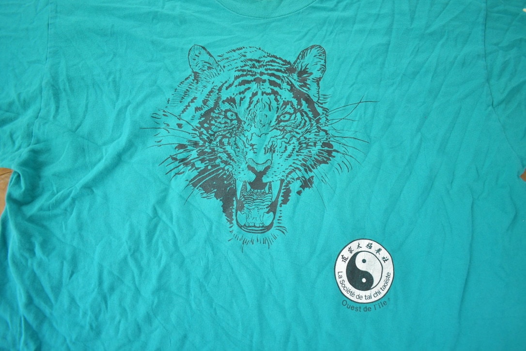 Vintage 1990s Tiger Theme Single Stitch Graphic T-Shirt Made In USA