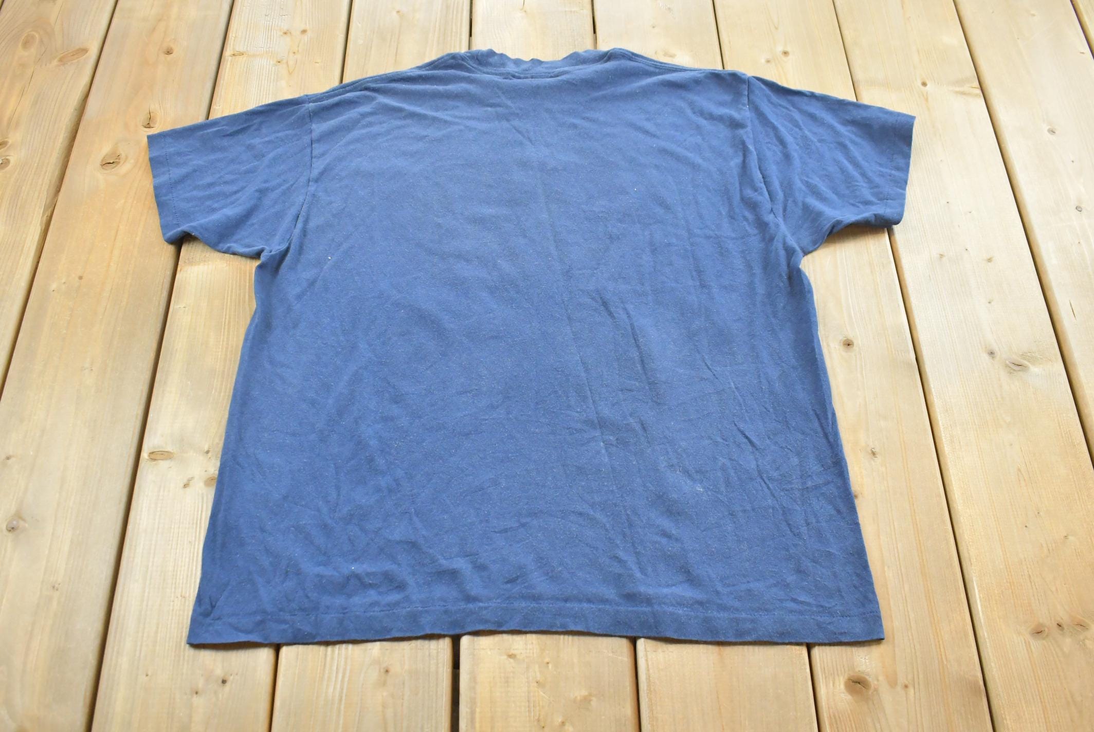 Vintage 1980s Trench Chicago Bears NFL Graphic T-Shirt Mens L