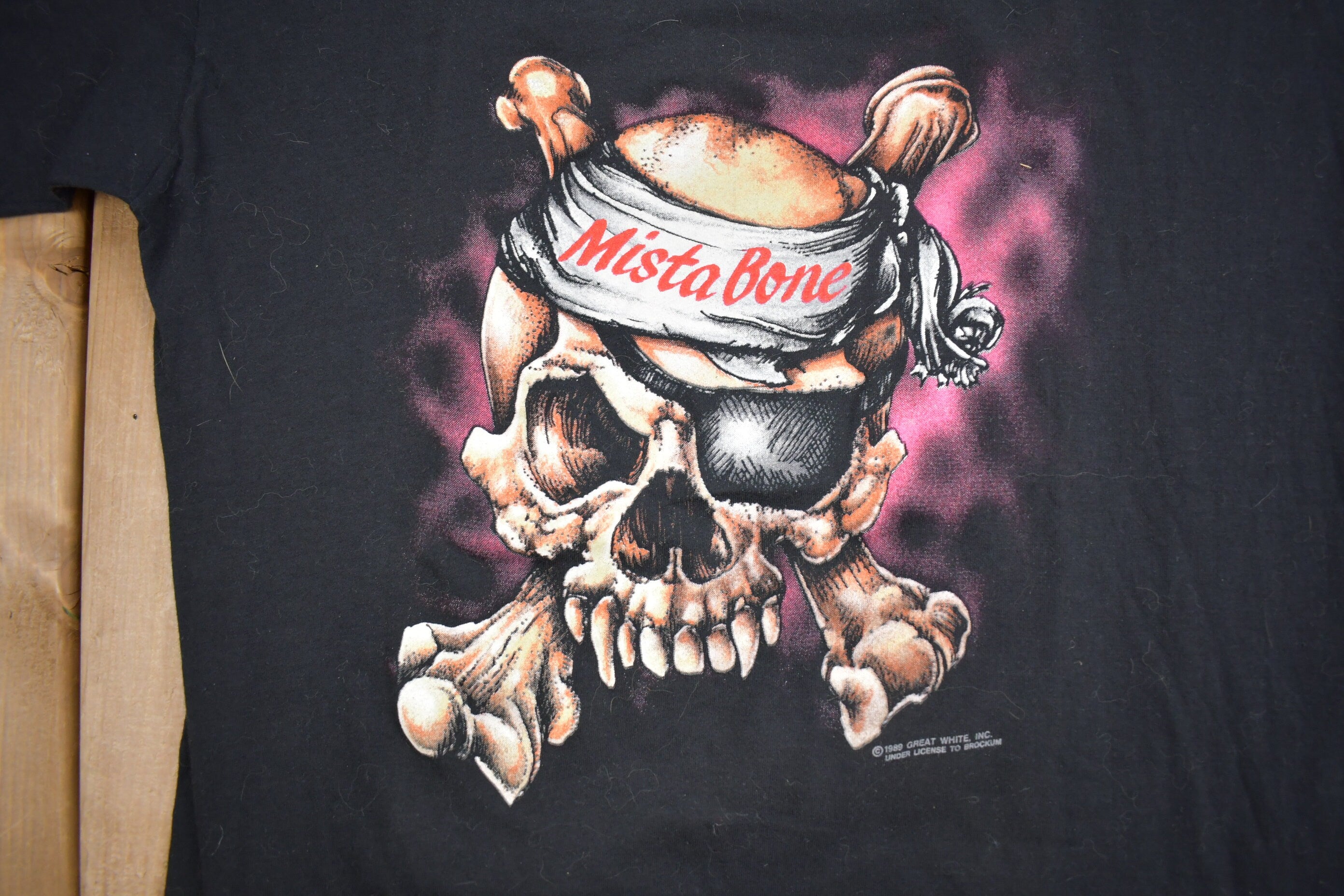 Vintage 1989 Great White Mist Bone Tour Band T-shirt