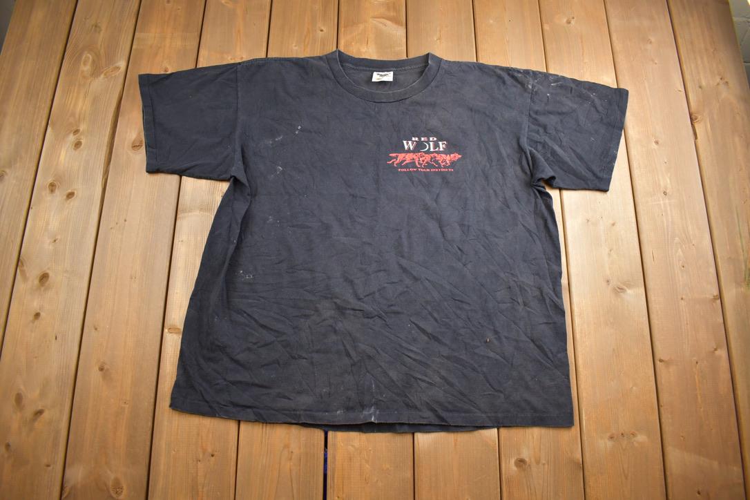Vintage 1994 Red Wold Tennesse River Gold Single Stitce T-Shirt Made In USA