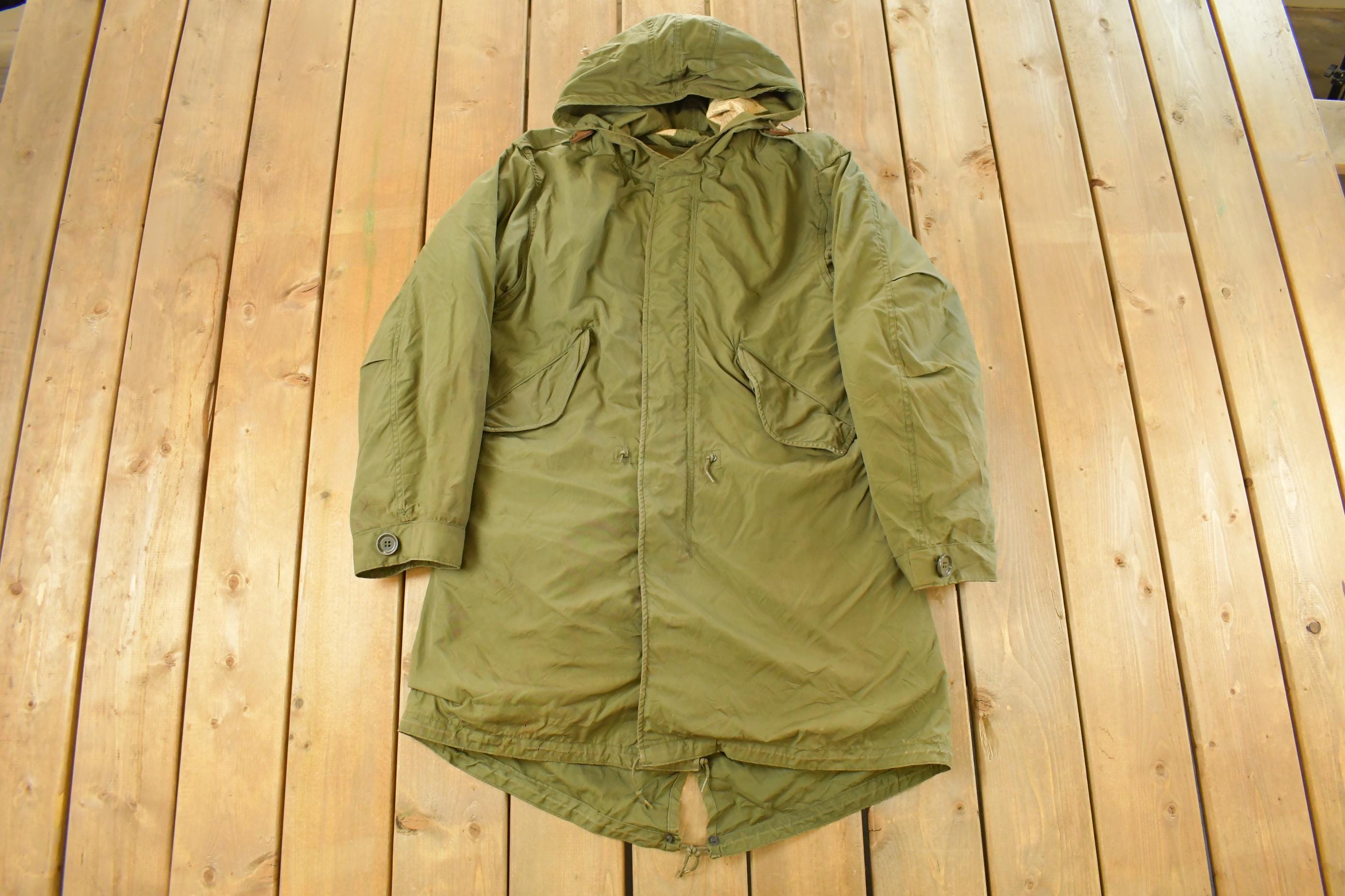 Vintage 1951 Cold Weather Combat Military Parka Jacket Men's S