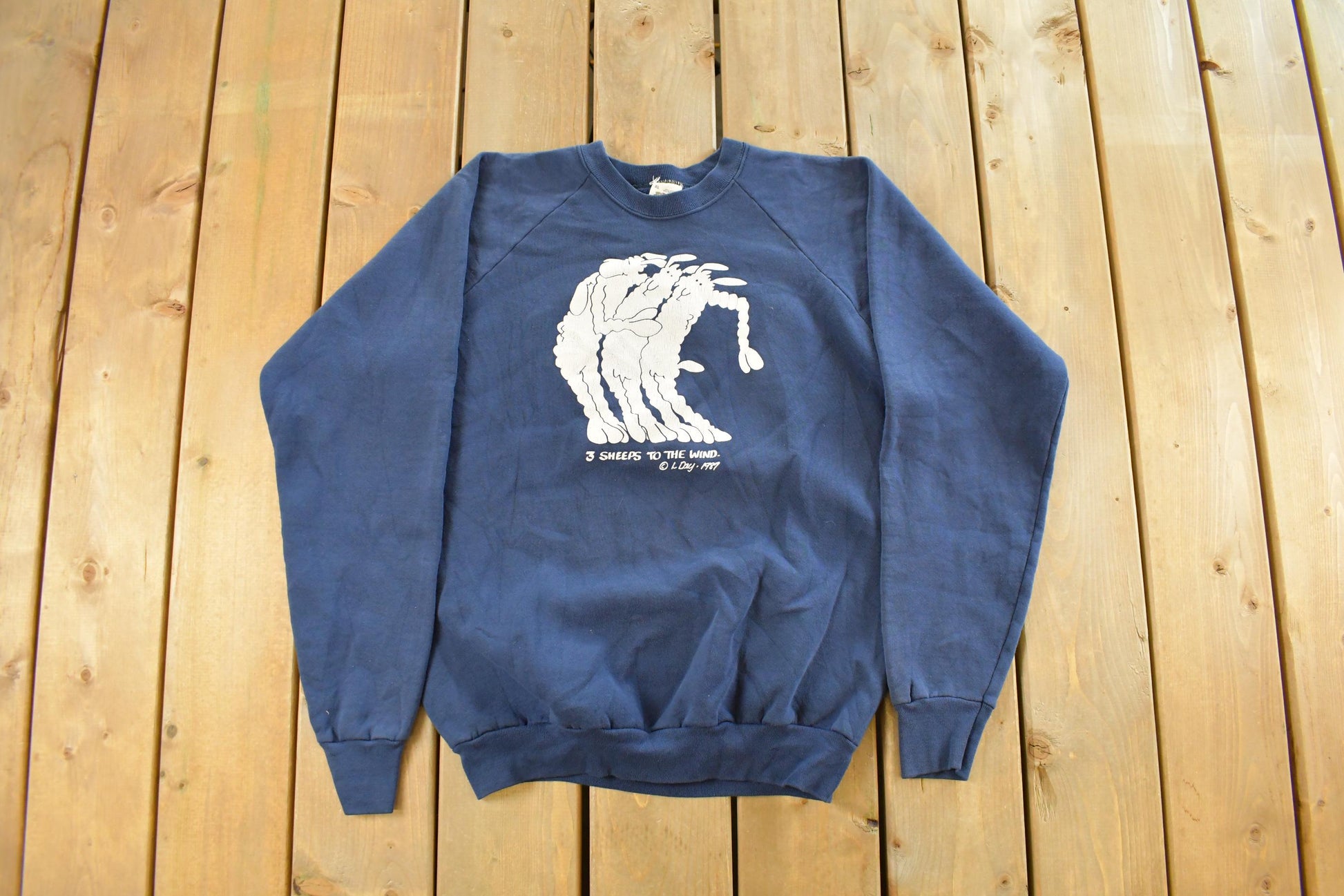 Vintage 1989 3 Sheeps to the Wind Art Crewneck Sweatshirt Men's M / 80s Crewneck / Souvenir Sweater / Streetwear / Animals / Made in USA