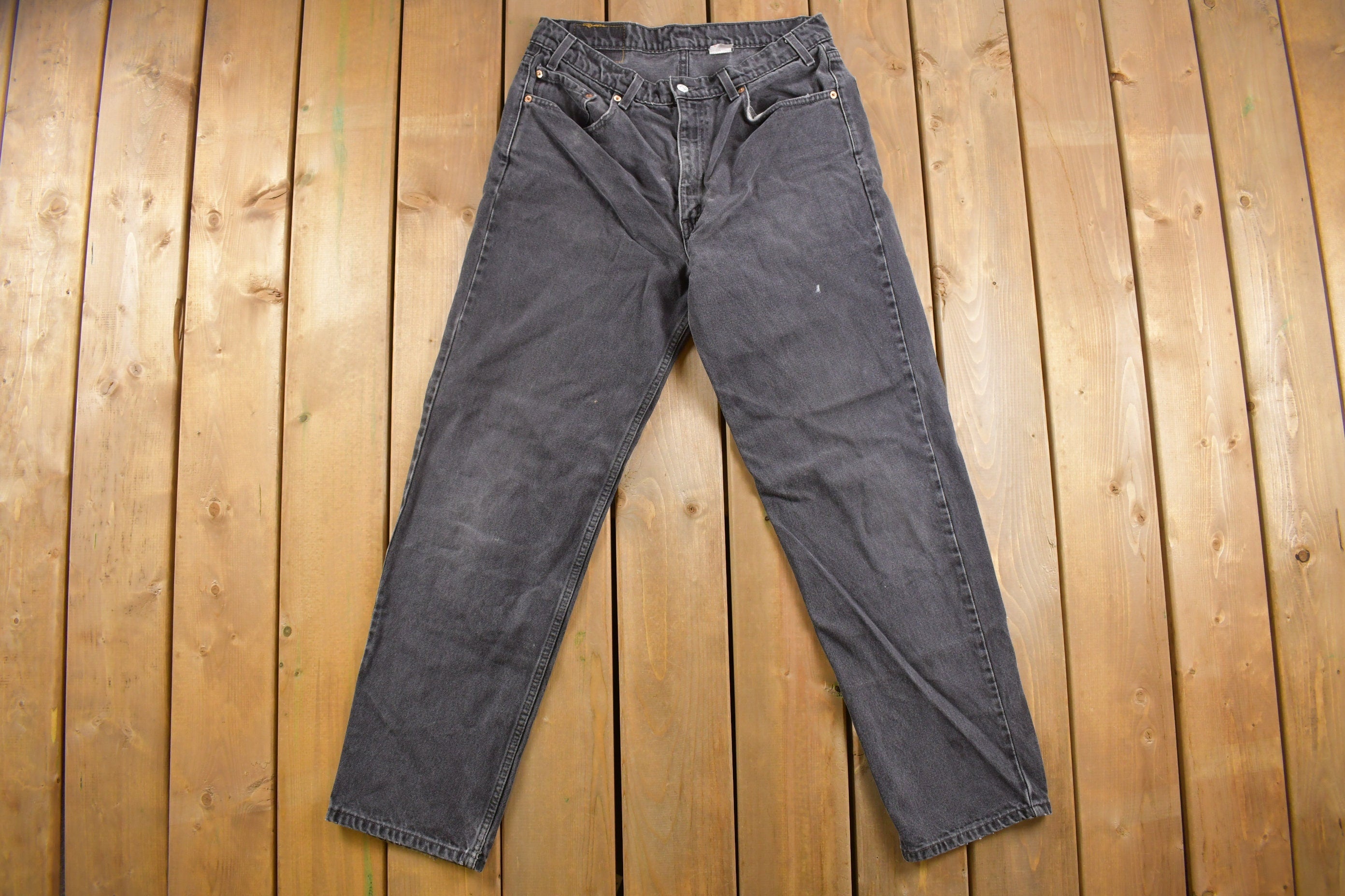 Vintage 1980s Levi's 550 Red Tab Black Denim Jeans Size 33 x 31