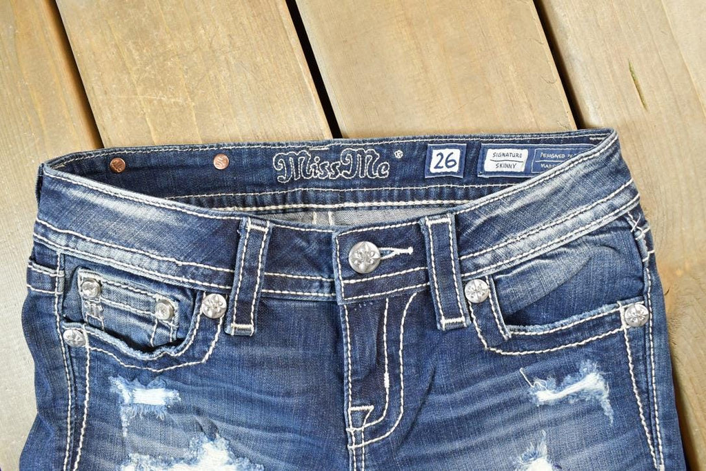 Vintage Y2K Miss Me Skinny Bedazzled Low Rise Jeans Size 26x31