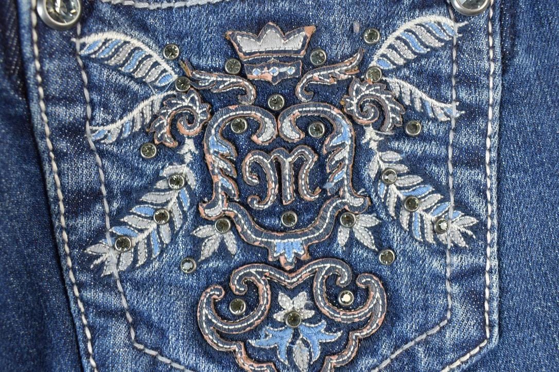Vintage Y2K Miss Me Bedazzled Low Rise Jeans Size 26x31