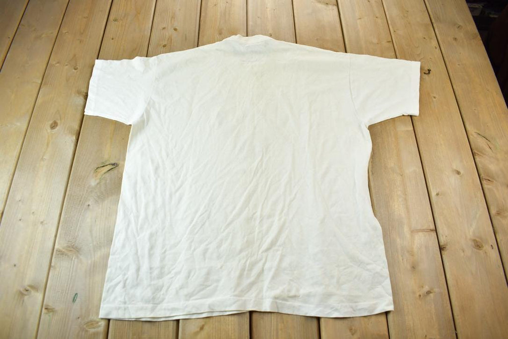 Vintage 1996 Au Couer Du Retablissement 3 Graphic T-Shirt