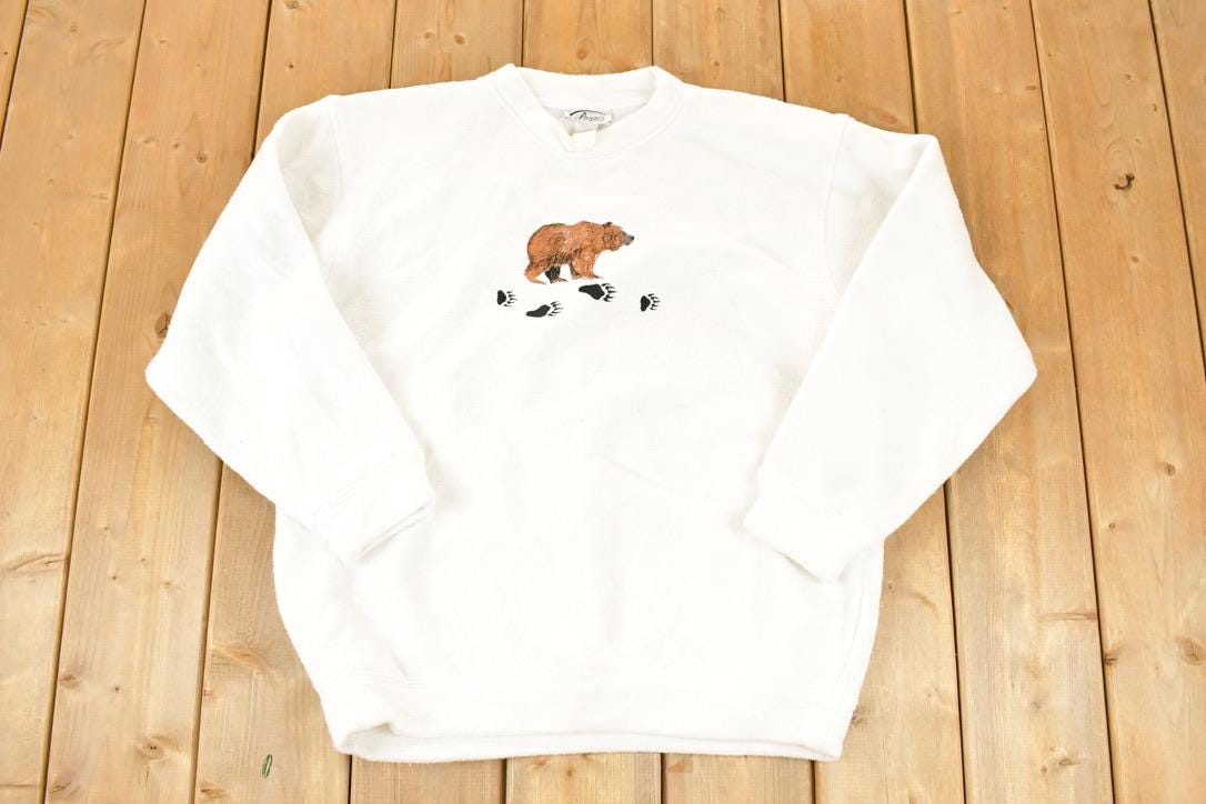 Vintage 1990s Brown Bear Embroidered Fleece Outdoorsman Sweater Men's L