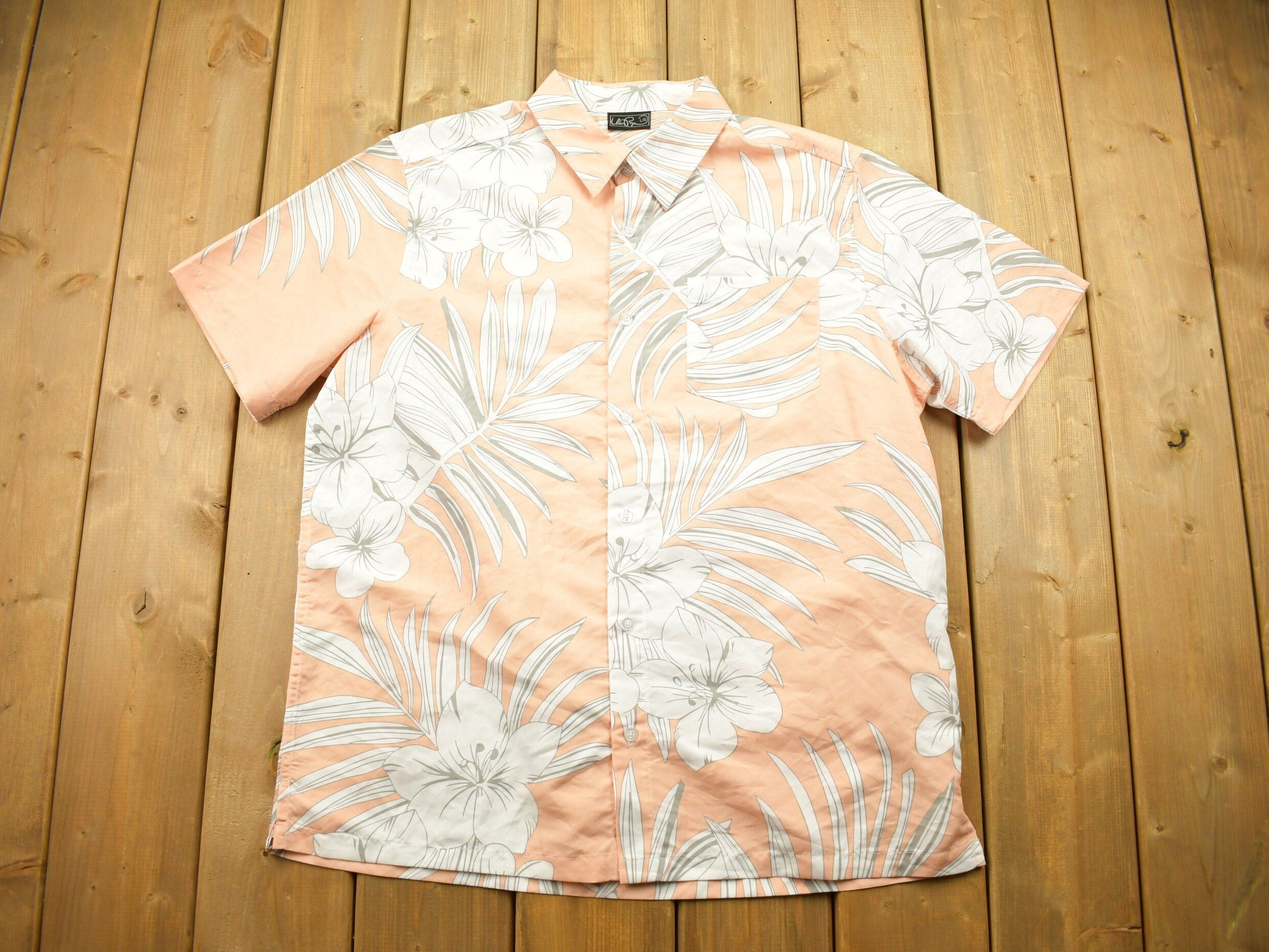 Vintage 1990s Hawaiian Theme Button Up Shirt