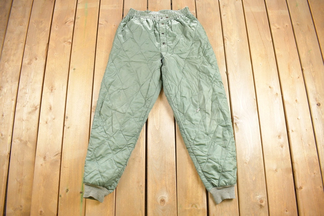 Vintage 1963 Military Liner Set