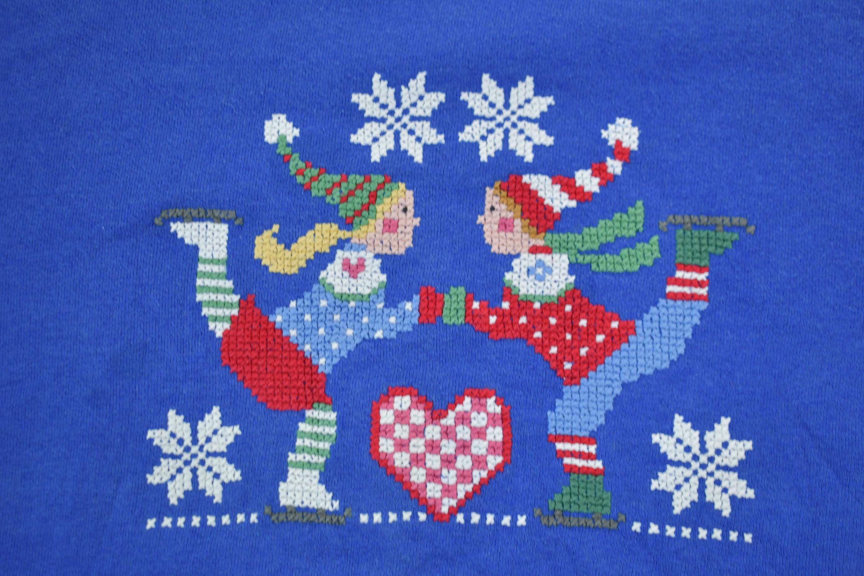 Vintage 1990s Jerzees Holiday Crewneck Sweater Made In USA