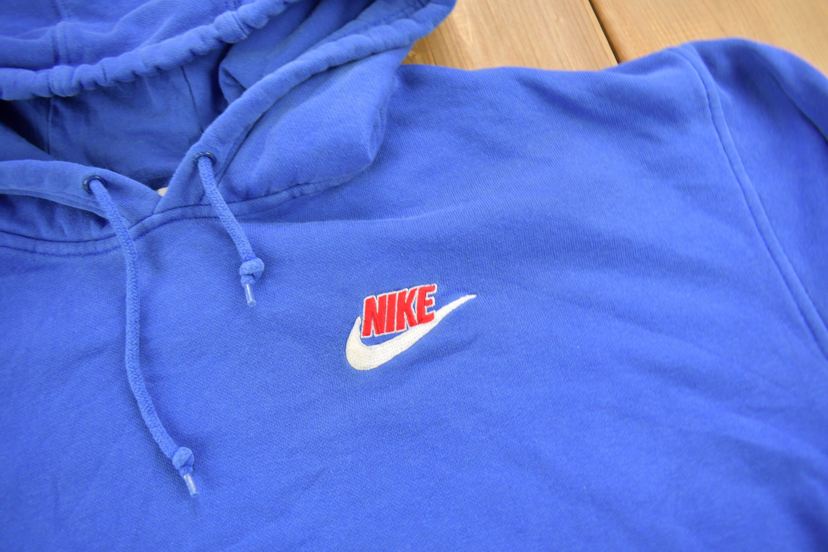 Vintage Y2K Nike Embroidered Mini Logo Hoodie