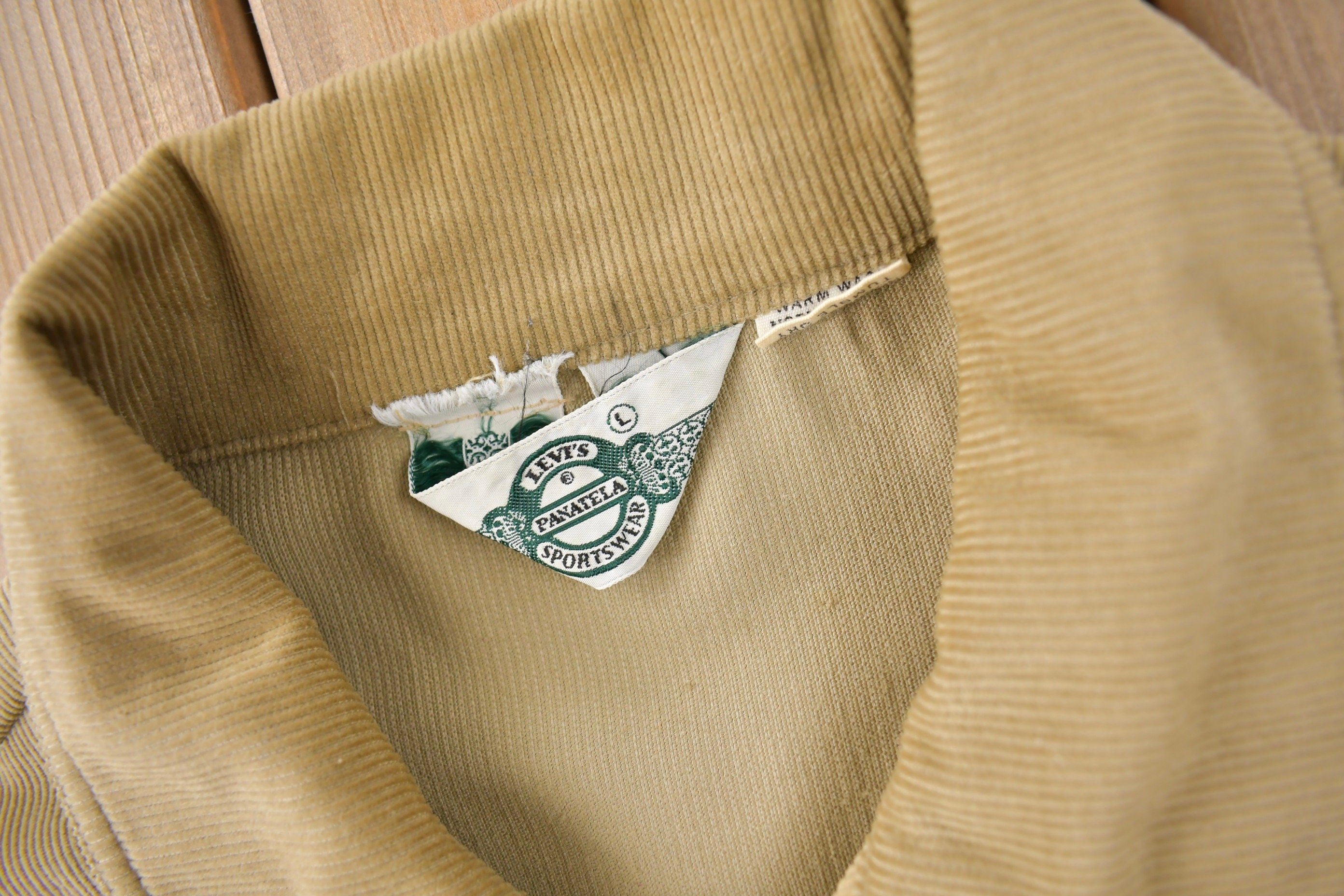 Vintage 1970s Levi's Panatela Corduroy Button Up Light Jacket