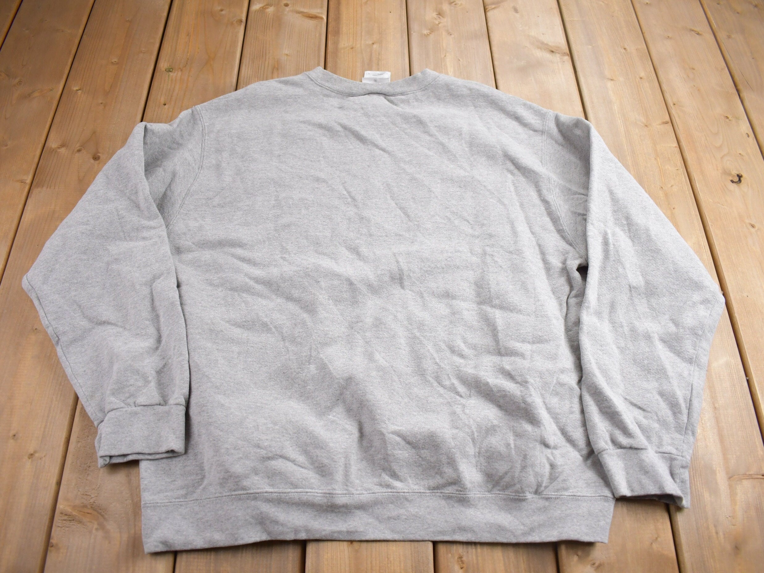 Vintage Y2K Nike Heather Grey Embroidered Mini Swoosh Crewneck Sweatshirt