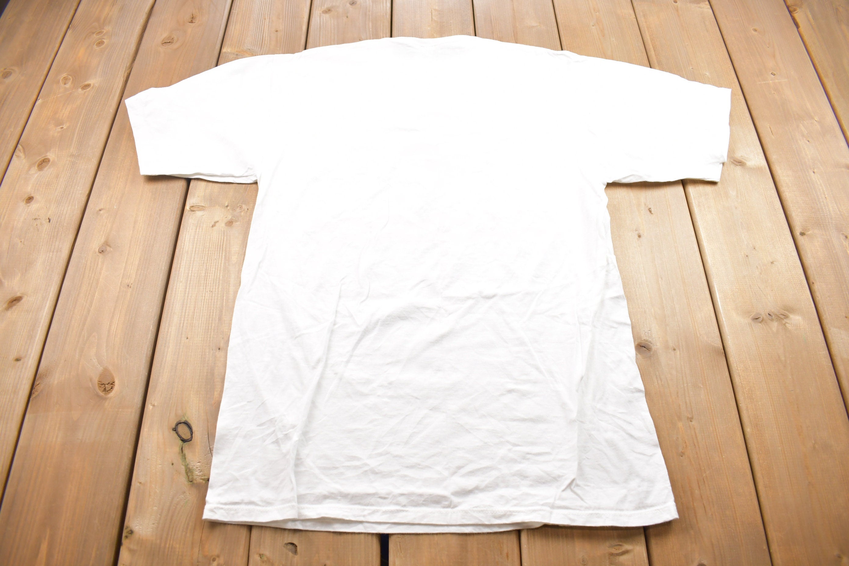 Vintage 1990s Hearts XO Graphic T Shirt