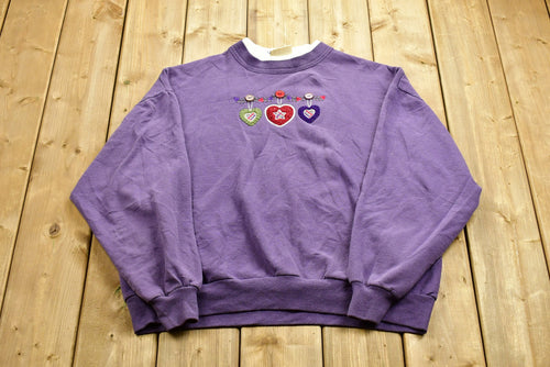 Vintage Cute Hearts Crewneck / 90s Sweatshirt / Multicolor Graphic Print / Pullover Sweatshirt