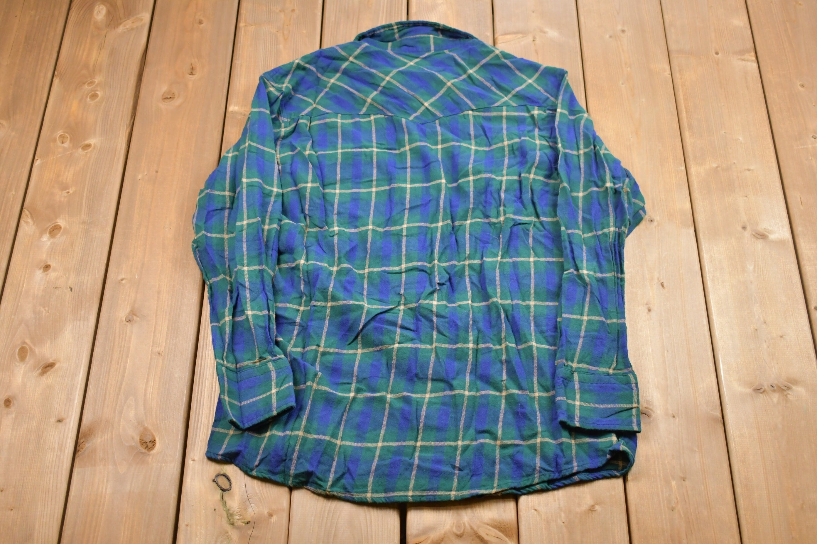 Vintage 1990s Wrangler Plaid Button Up Shirt