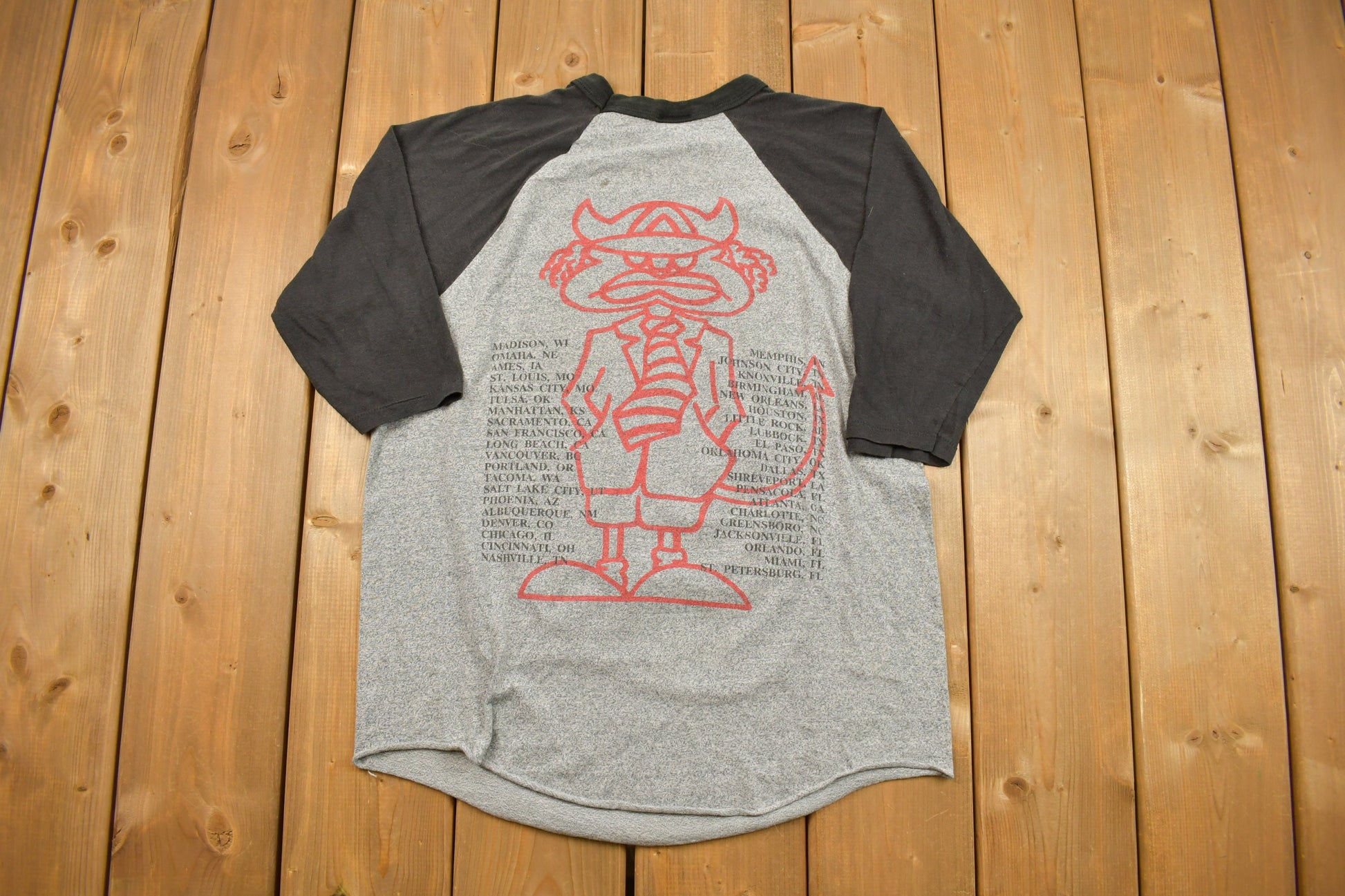 Vintage 1990s ACDC The Razers Edge Tour Band Baseball T-shirt / Band Tee / Made in USA / Music Promo / Premium Vintage