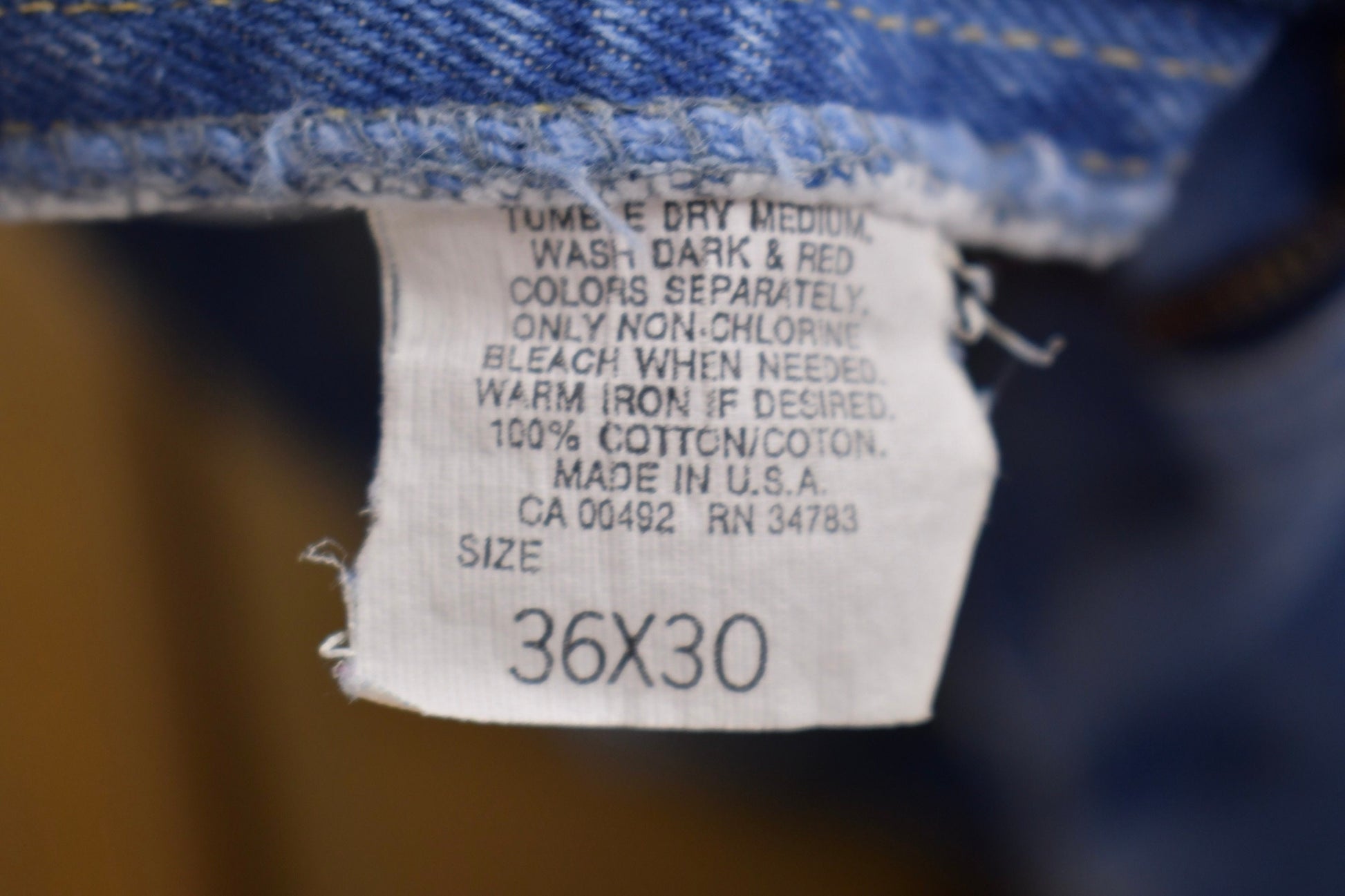 Vintage 1980s LEE Blue Jeans Size 32 x 28