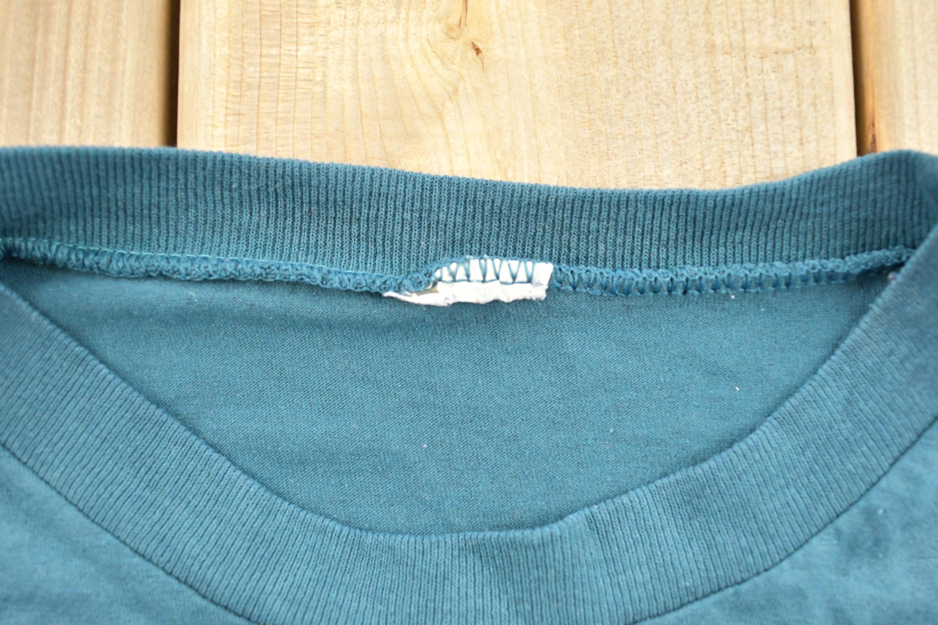 Vintage 1990s Algonquin Fox And Bear Theme Graphic T-Shirt