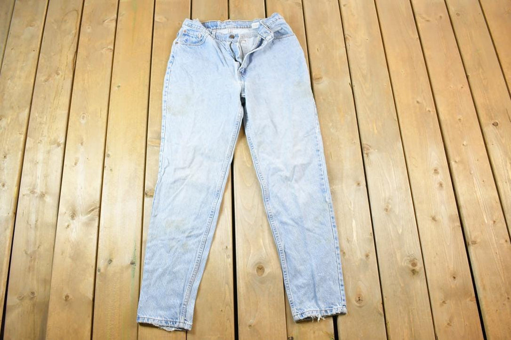 Vintage 1990s Levi Strauss Red Tab Denim Jeans Size 30 x 28 Made In USA