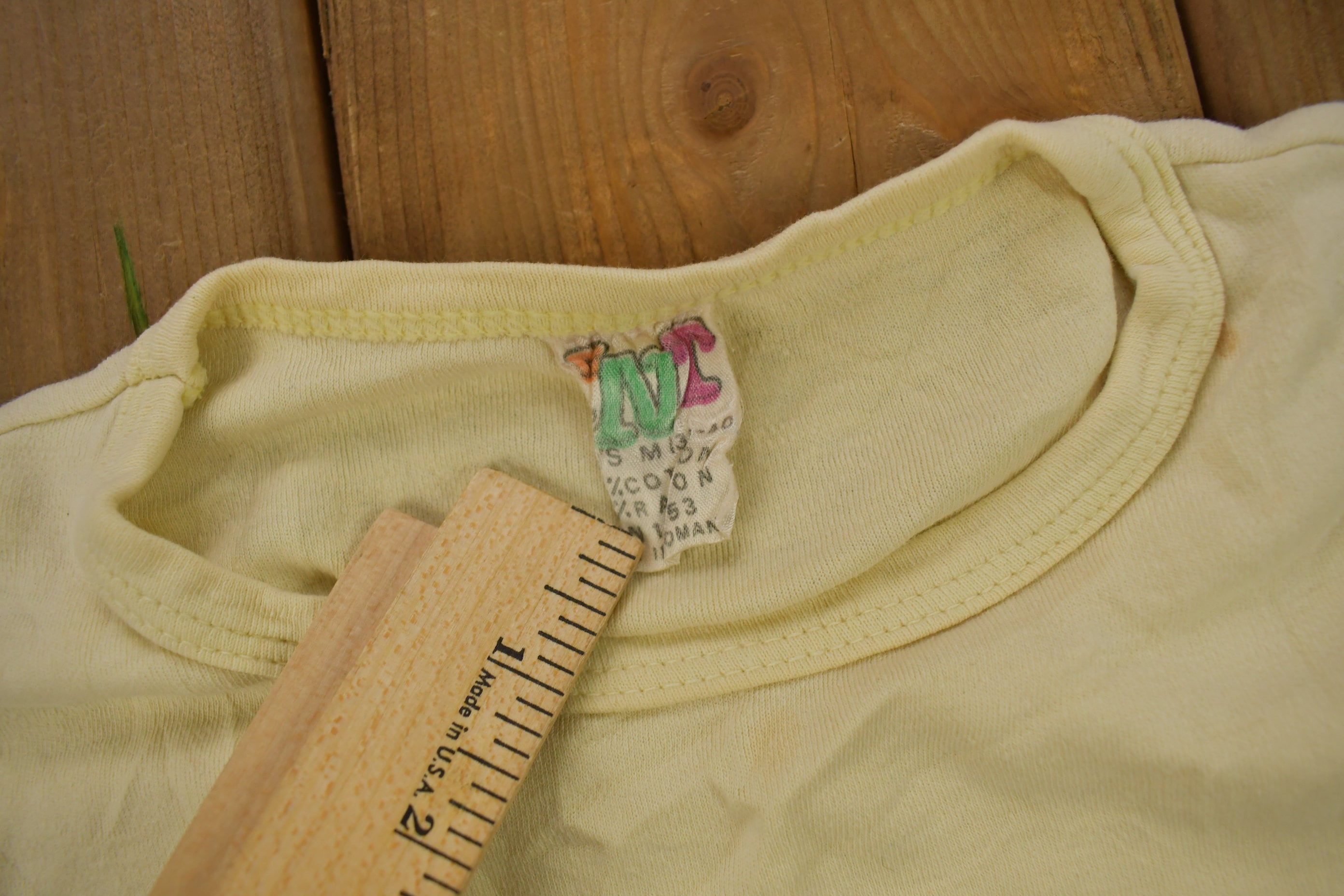 Vintage 1960s Chattanooga Tennessee One "Hellauva Place" Souvenir T Shirt  Ringer Tee  Vacation Tee  Travel T Shirt  Vintage