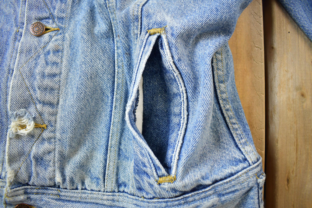Vintage 1990s Golden Retriever Distressed Lee Jean Jacket