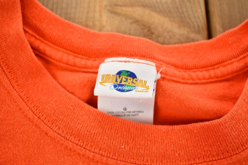 Vintage 2000s Universal Studios Orlando Florida Souvenir Travel Graphic T-Shirt