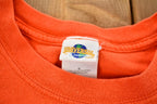 Vintage 2000s Universal Studios Orlando Florida Souvenir Travel Graphic T-Shirt