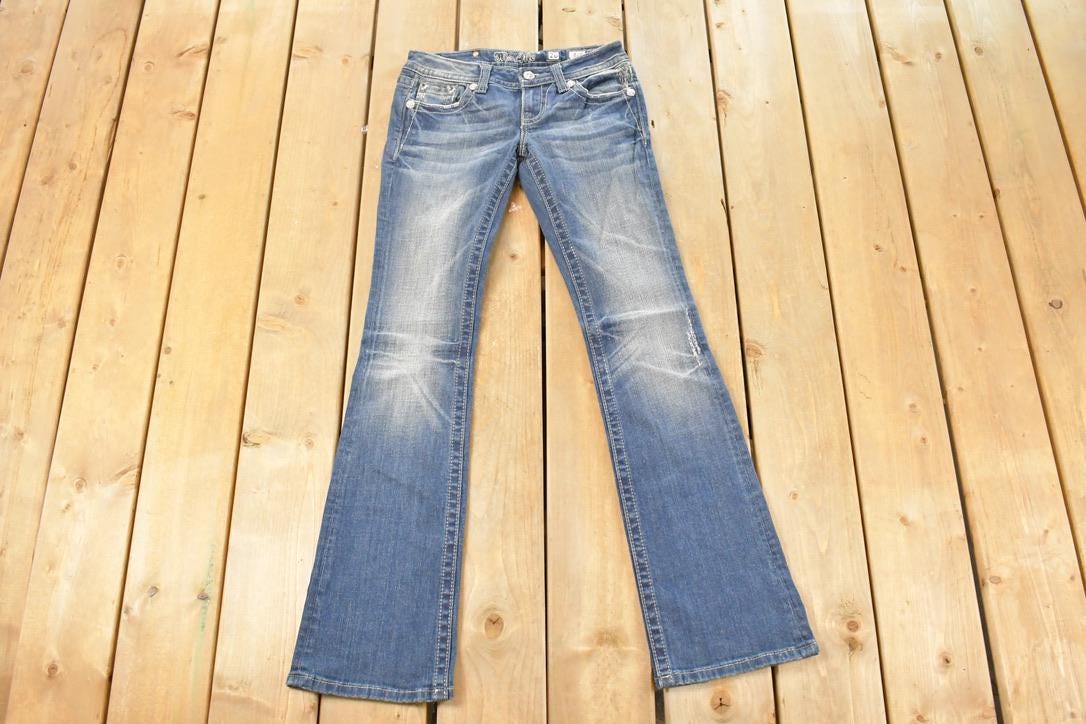 Vintage Deadstock Y2K Miss Me Bedazzled Low Rise Jeans Women's Size 26x31