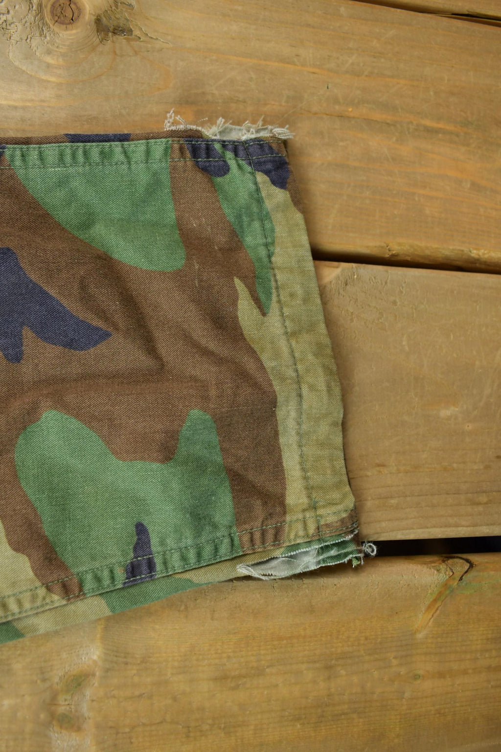 Vintage 2001 Military Woodland Camouflage Cargo Pocket Pants 35 x30