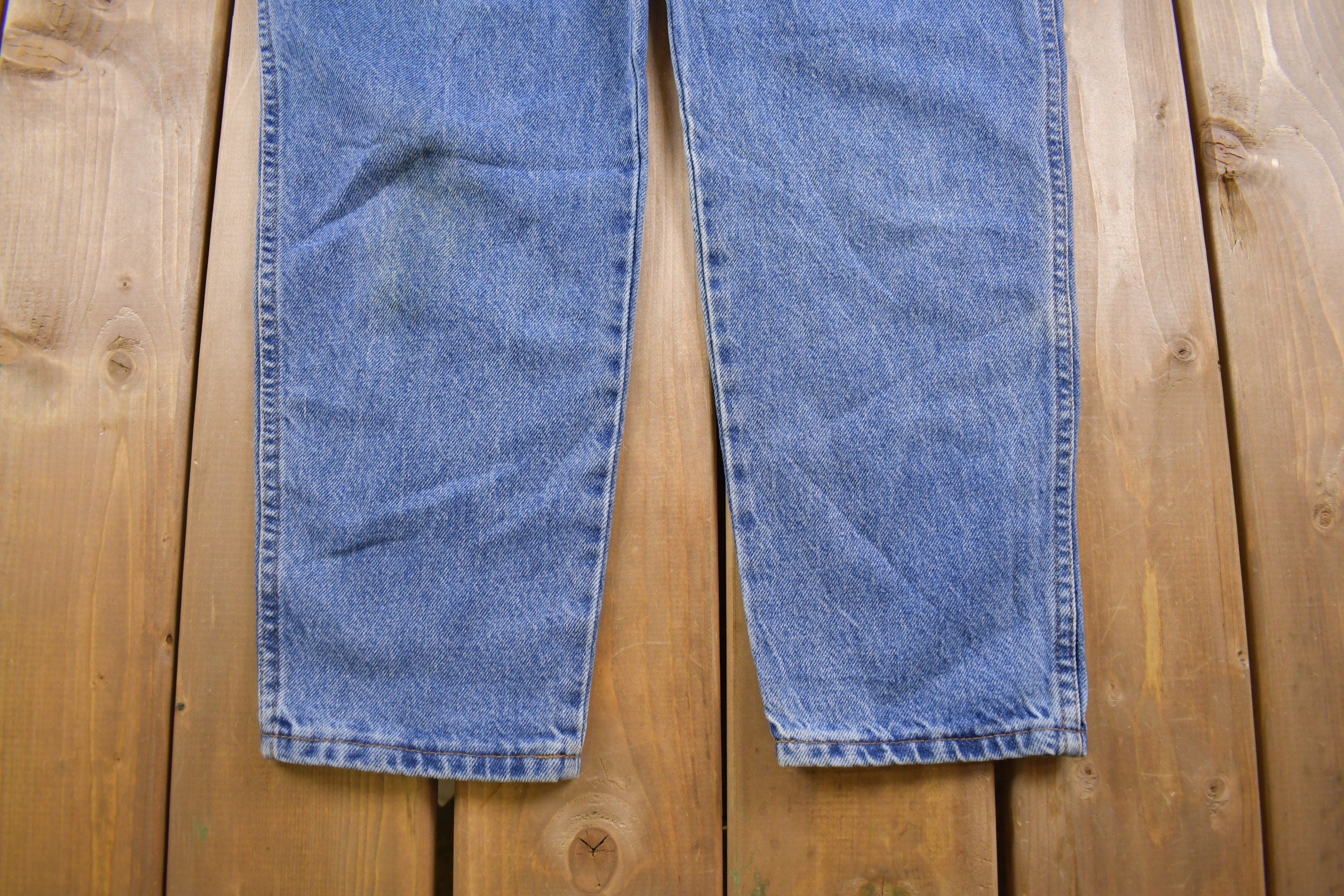 Vintage 1990's Chic High Waisted Blue Jeans 26 x 29